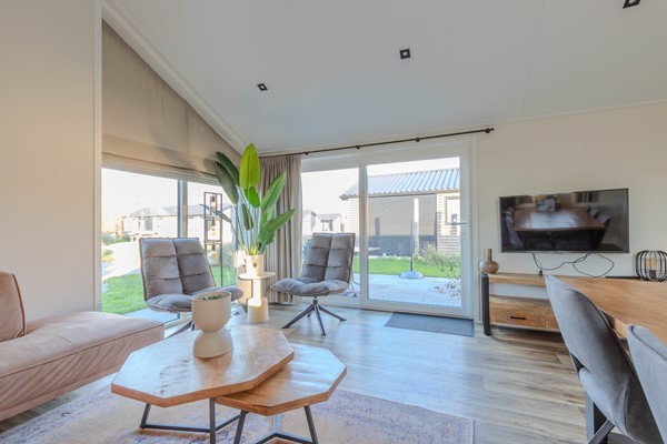 Medium property photo - Boekhorsterweg 21B176, 2362 AH Warmond